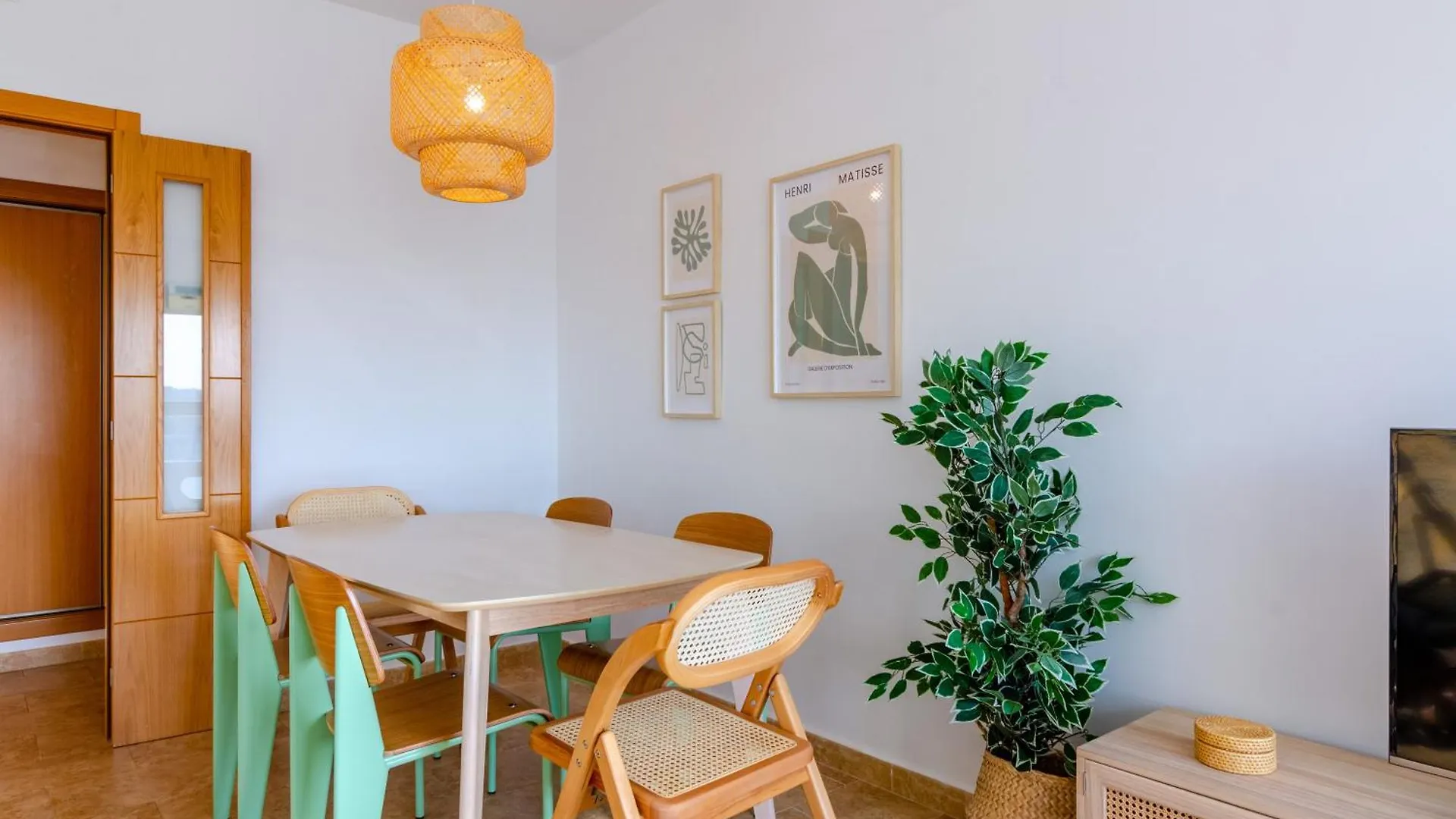 Apartment Wintowinrentals Perfect Location And Sea View Rincón de la Victoria Spanien