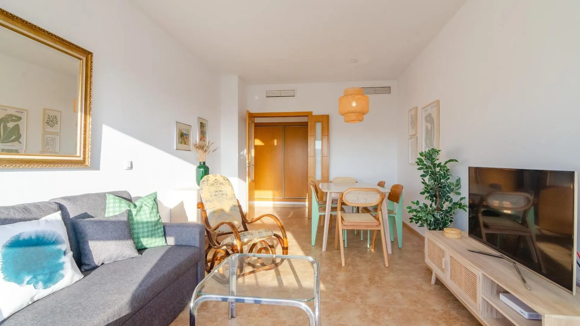 Wintowinrentals Perfect Location And Sea View Rincón de la Victoria Apartment