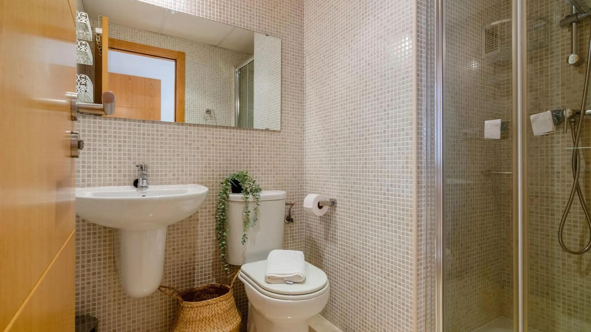 Apartment Wintowinrentals Perfect Location And Sea View Rincon de la Victoria Spain